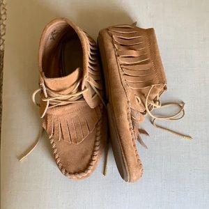 Women’s Leather Moccasins